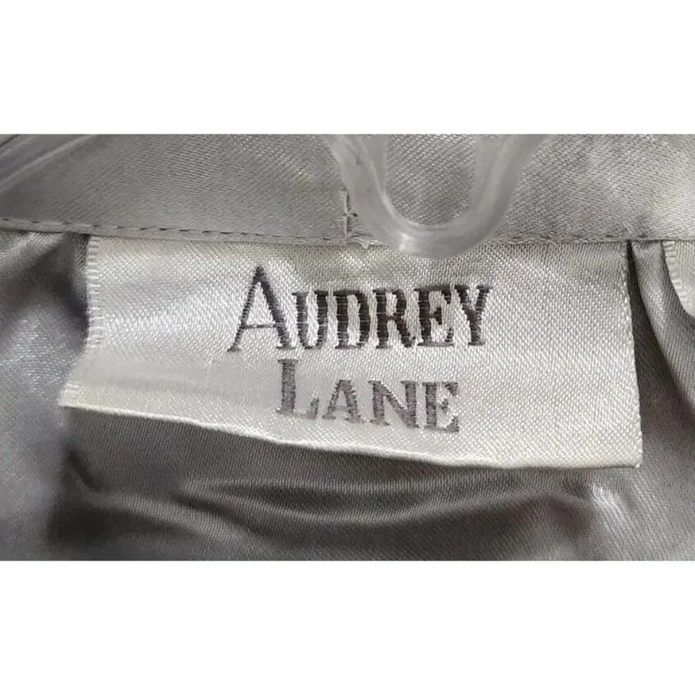 Vintage Audrey Lane Women's Black Velvet Robe White Satin Trim Belted‎ Sz Medium